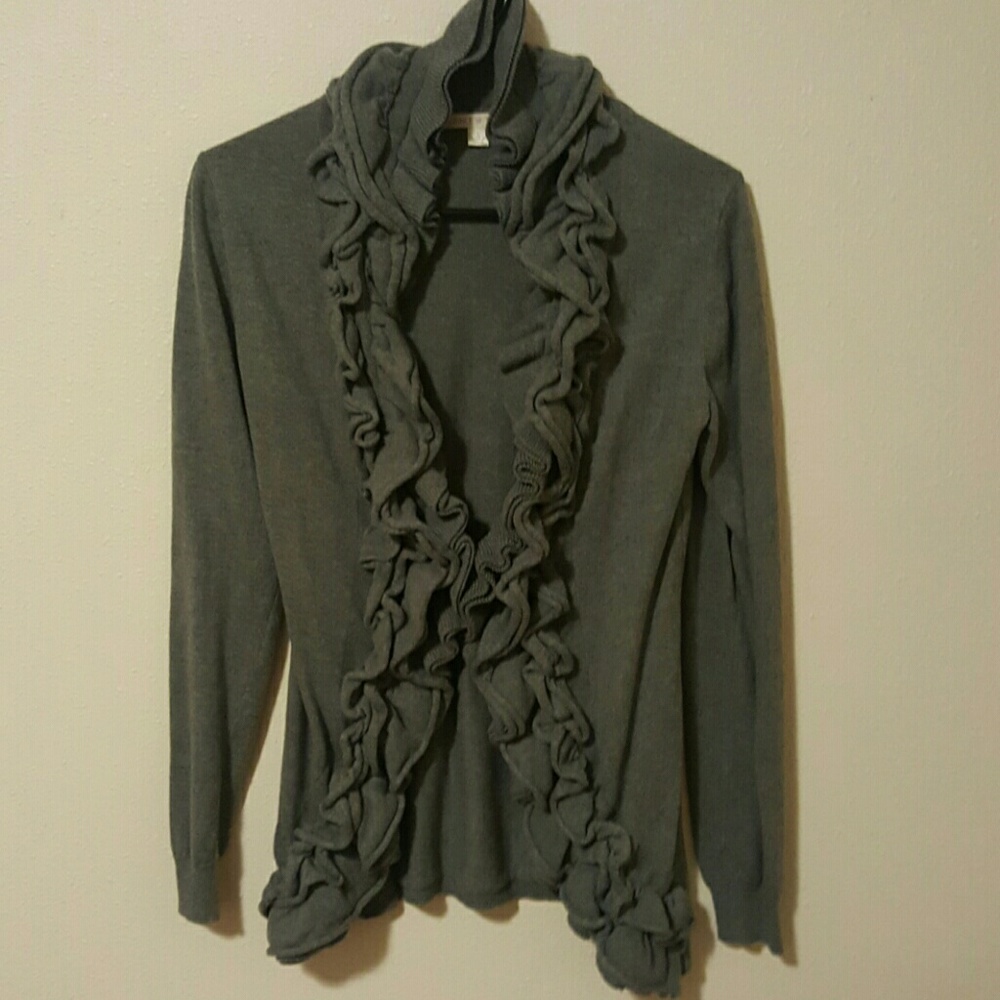 Grey long-sleeved cardigan